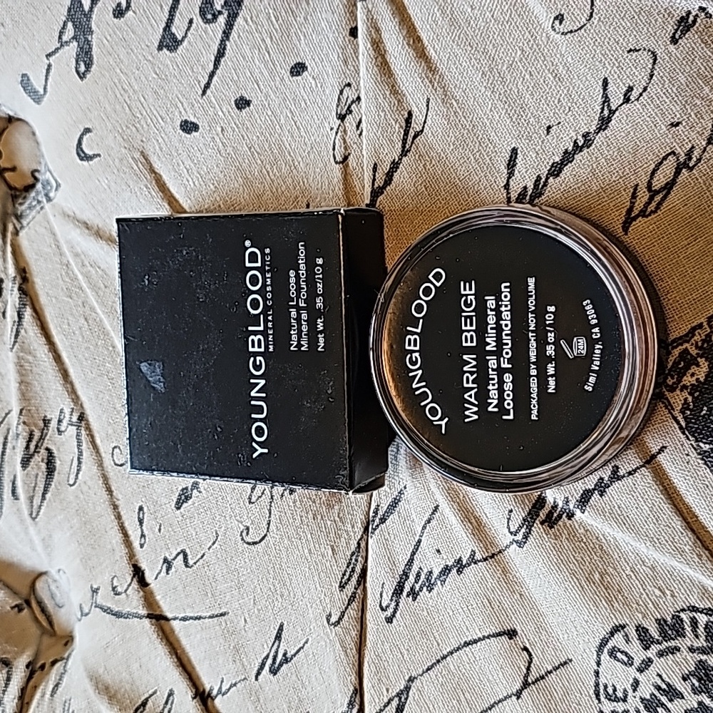 Youngblood loose mineral foundation